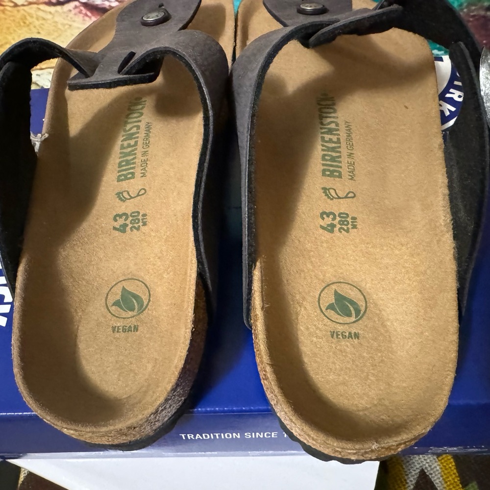Birkenstock Medina Vegan Sandals - Picture 4 of 6